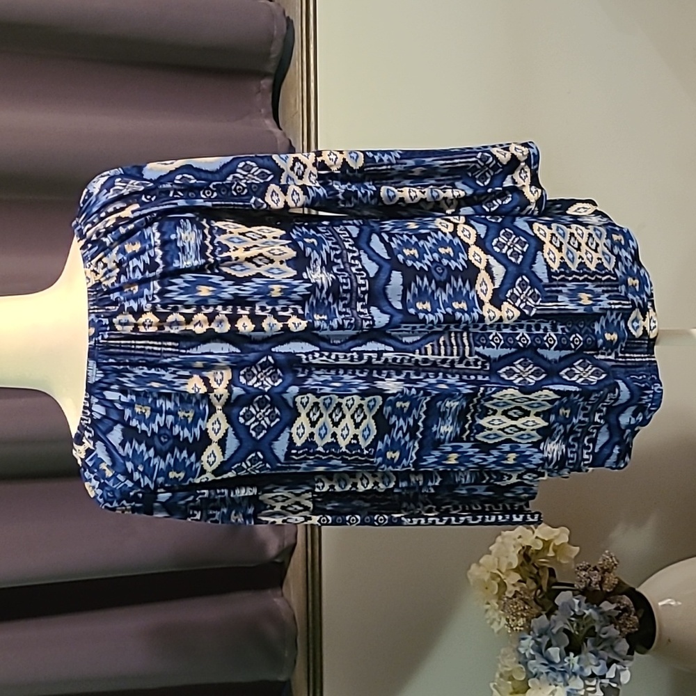 West Loop Patterned Top - Picture 6 of 9
